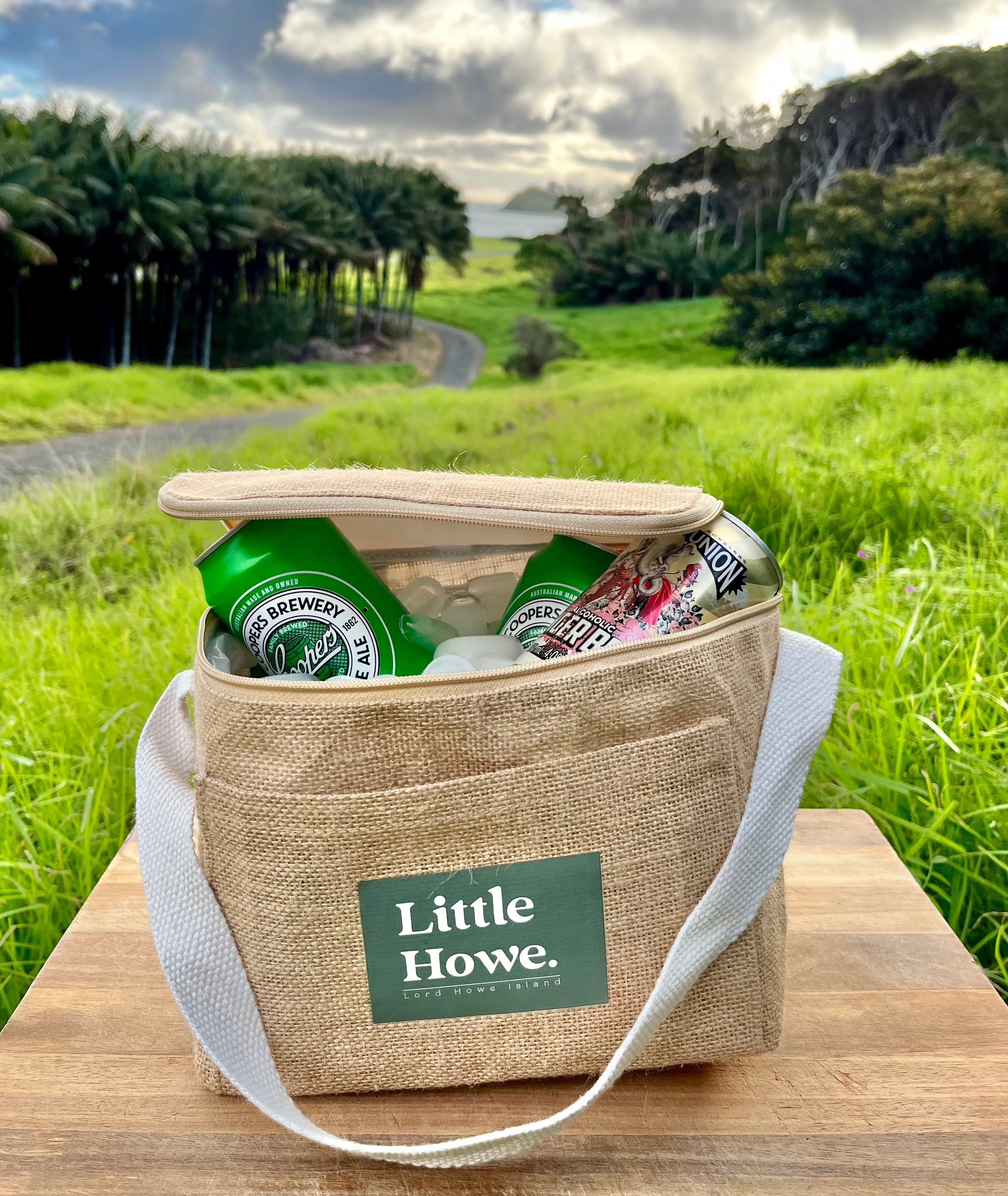 Little Howe Cooler Bag